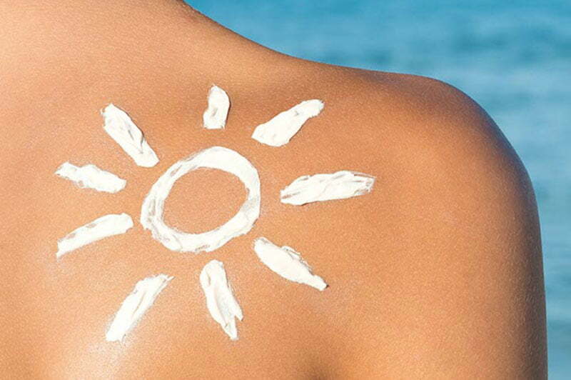 Ako pôsobiť proti poškodeniu pokožky slnkom?
