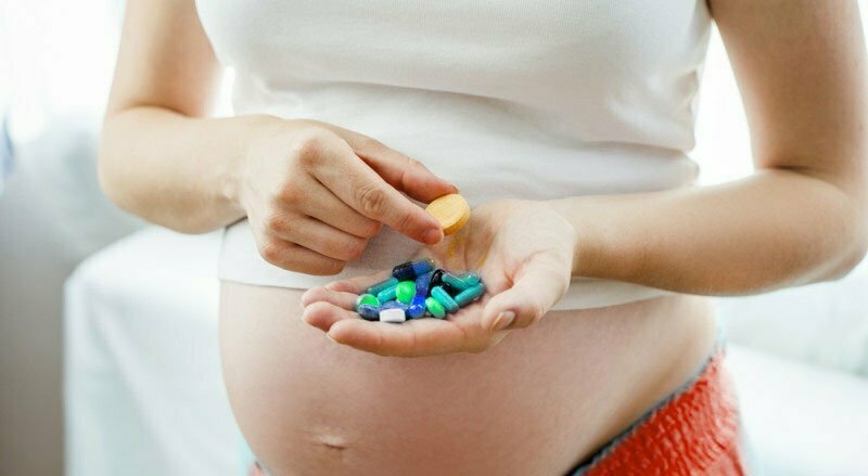 Витамины и БАДы во время беременности